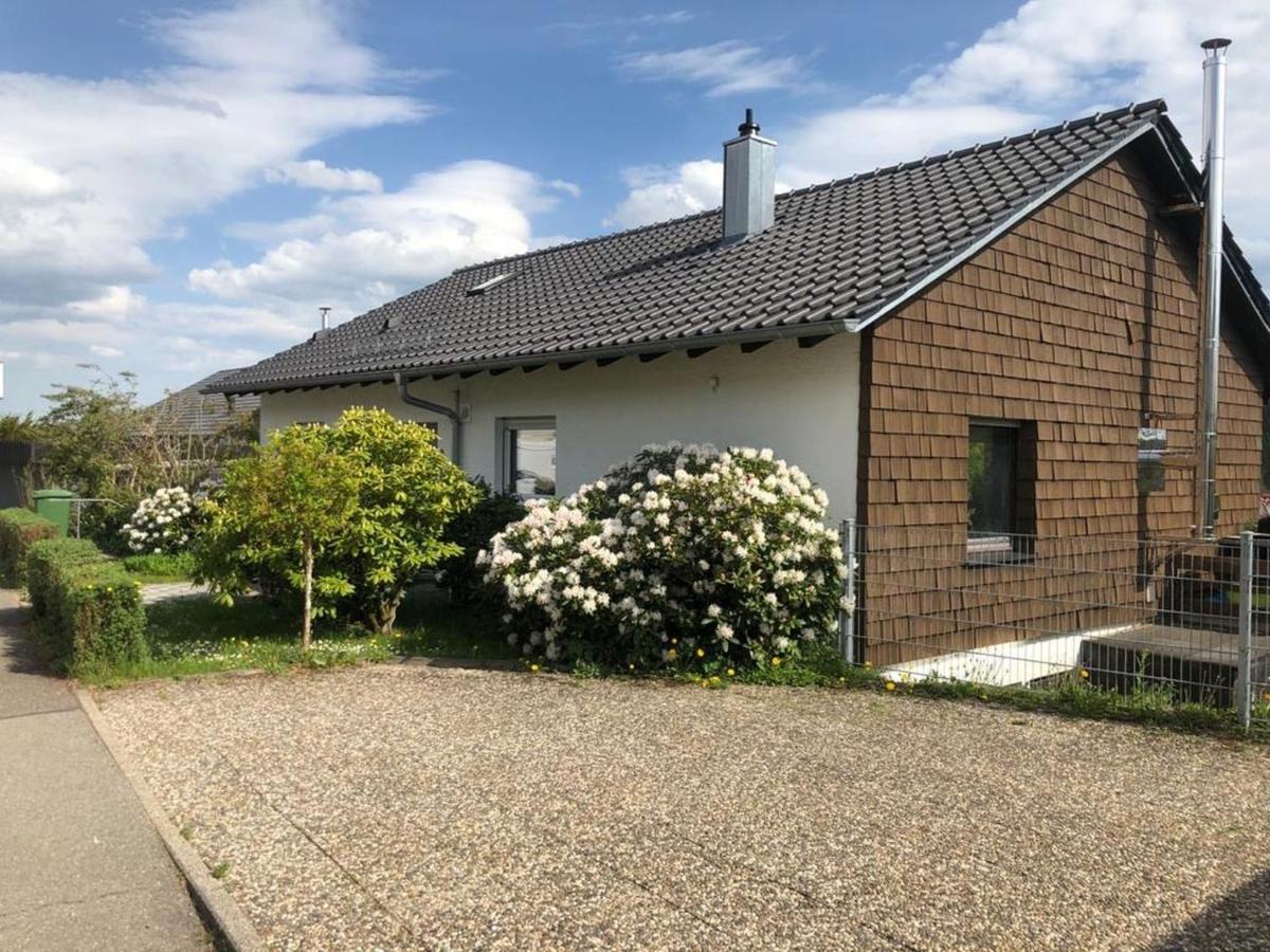Schwarzwaldhirsch Apartment Unterkirnach Exterior photo